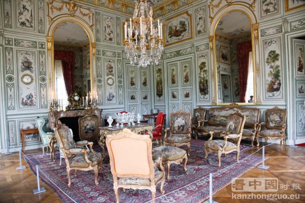 香舒芒城堡 (Chateau de Champs-sur-Marne) 