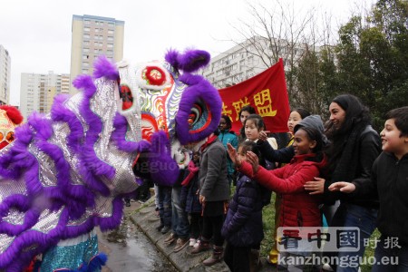 中法联盟在巴尼奥雷市组织的中国新年马年庆祝活动现场。（摄影：林莲怡/看中国）