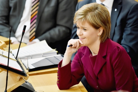4月2日，在苏格兰议会上的苏格兰国民党（SNP）领袖斯特金（Getty Images)