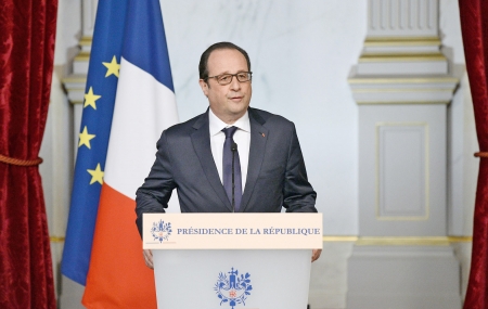 法国总统奥朗德4月29日在国防会议后的新闻发布会上发言。 (AFP/Getty Images)