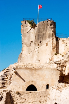 城堡的主塔（Culturespaces/C.Recoura/维基百科）