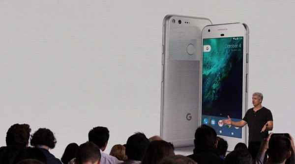 10月4日，谷歌在美国旧金山新产品发布会上推出Pixel手机。(AFP/Getty Images)