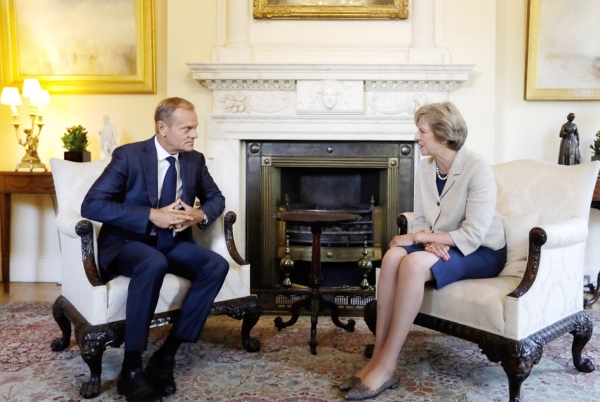欧洲理事会主席图斯克与英国梅首相9月8日在伦敦唐宁街会晤。（Getty Images）