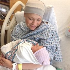 帕缇和她新出生的宝宝