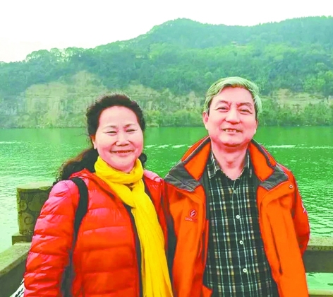 王老伯和他的妻子
