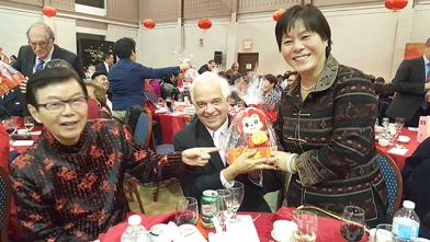 加拿大驻中国大使麦家廉和妻子
