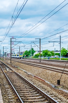 布鲁塞尔南莱斯布鲁克的铁路线(123RF)