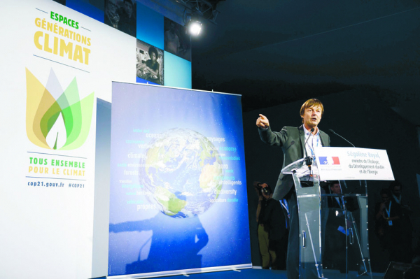 2015年12月，于洛在COP21大会期间演讲。（AFP/Getty Images）