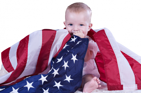 在美国，婴儿一出生即为美国公民。(123RF)