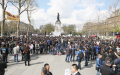 尊严  公正  真相               法国数千名华人参加刘少尧追悼会