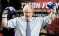 英国首相约翰逊11月19日在英格兰曼彻斯特的吉米•伊根（Jimmy Egan）拳击学院举行大选竞选活动。（Getty Images）