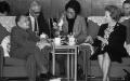 1984年12月19日，邓小平在北京与当时的英国首相撒切尔夫人会面，1984年签署了中英联合声明，标志着香港的未来。（图片来源：PIERRE-ANTOINE DONNET/AFP via Getty Images）