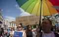 6月29日，西班牙人游行抗议游客涌入和房租上涨。（JORGE GUERRERO/AFP via Getty Images）