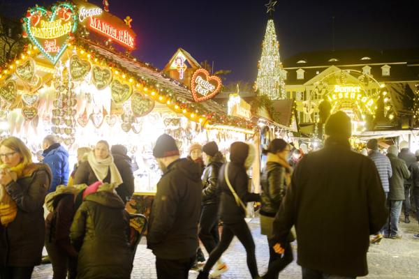 德国人的购买热情仅在圣诞节前回归。（Thierry Monasse/Getty Images）