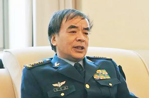 空军上将、前国防大学政委刘亚洲