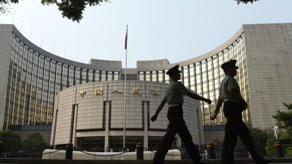 中国央行行长潘功胜主持召开外资金融机构与外资企业座谈会。（图片来源：Getty Images）