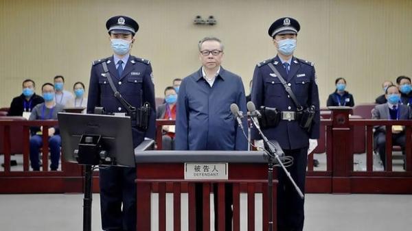 有 “ 重大立功 ” 而被判死刑的华融前董事长赖小民。  （图片来源：Getty Images）