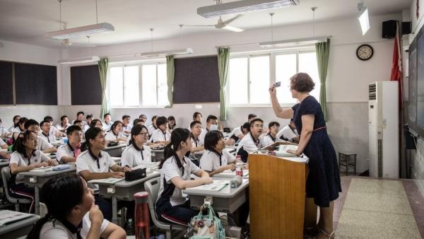 近年来，中国学生人数减少，导致教师过剩。（图片来源：Getty Images）