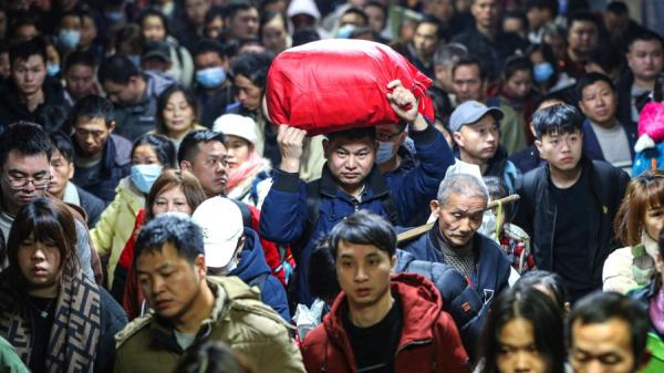 中国农民工    （图片来源：STR /Getty Images）