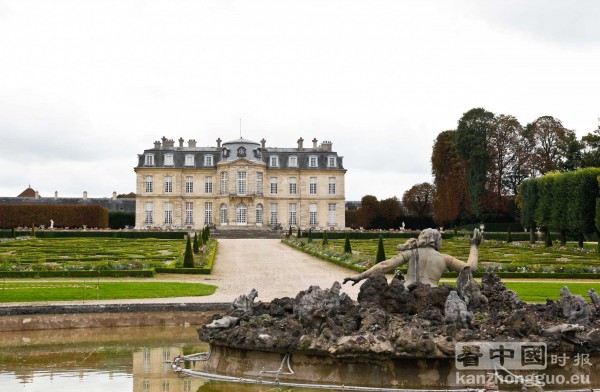 漫步香舒芒城堡花园 (Chateau de Champs-sur-Marne)