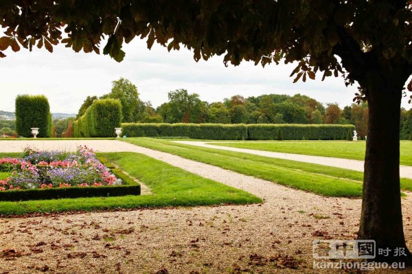 漫步香舒芒城堡花园 (Chateau de Champs-sur-Marne) 