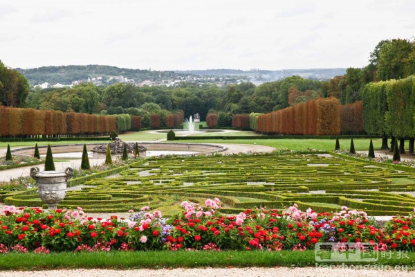 漫步香舒芒城堡花园 (Chateau de Champs-sur-Marne) 