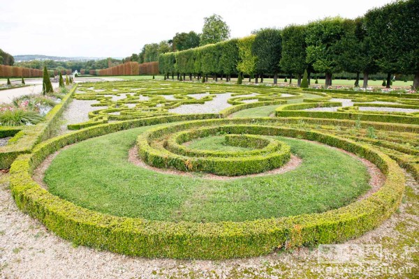 漫步香舒芒城堡花园 (Chateau de Champs-sur-Marne) 