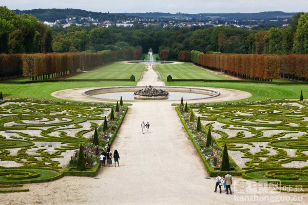 漫步香舒芒城堡花园 (Chateau de Champs-sur-Marne) 