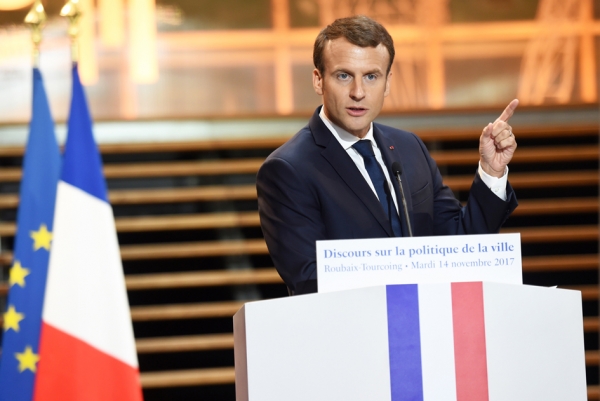 11月14日，马克龙在法国北部城市图尔宽（Tourcoing）发表演说。（AFP/Getty Images）