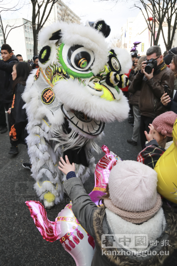 巴黎13区新年大游行(图组2)