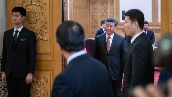 图为习近平2019年4月24日在北京大会堂迎宾（图片来源: Fred Dufour - Pool/Getty Images）