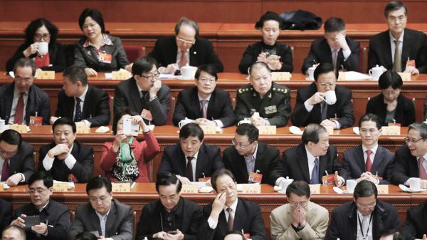 中共官员（Feng Li/Getty Images）