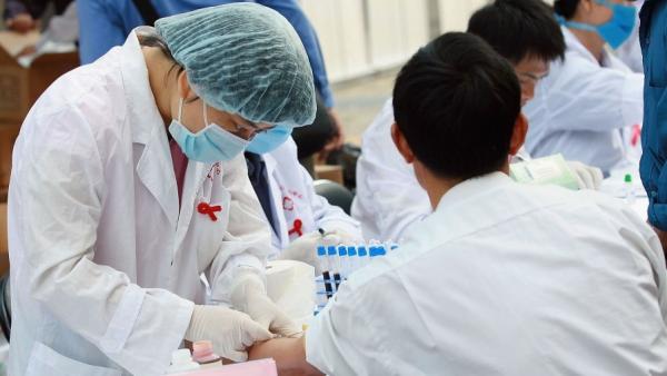 采集血样示意图。(图片来源:Getty Images)